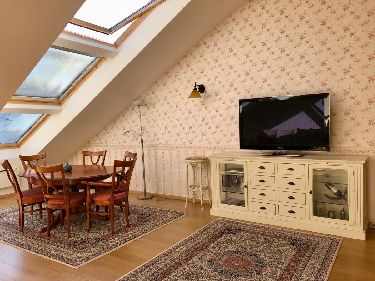 Luxury Penthouse With A Lavish Spa And 2 En-Suite Bedrooms Банско Екстериор снимка