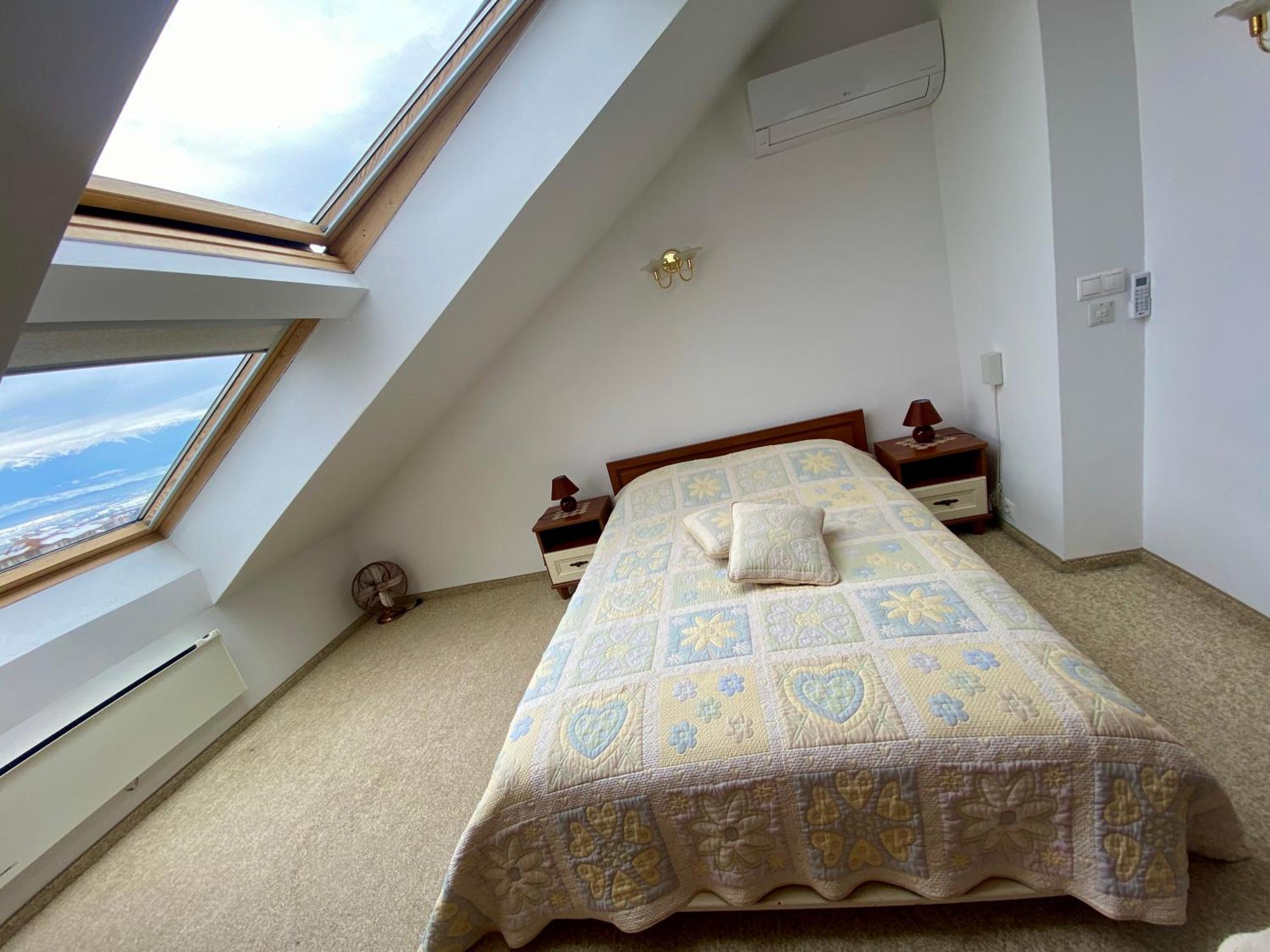 Luxury Penthouse With A Lavish Spa And 2 En-Suite Bedrooms Банско Екстериор снимка